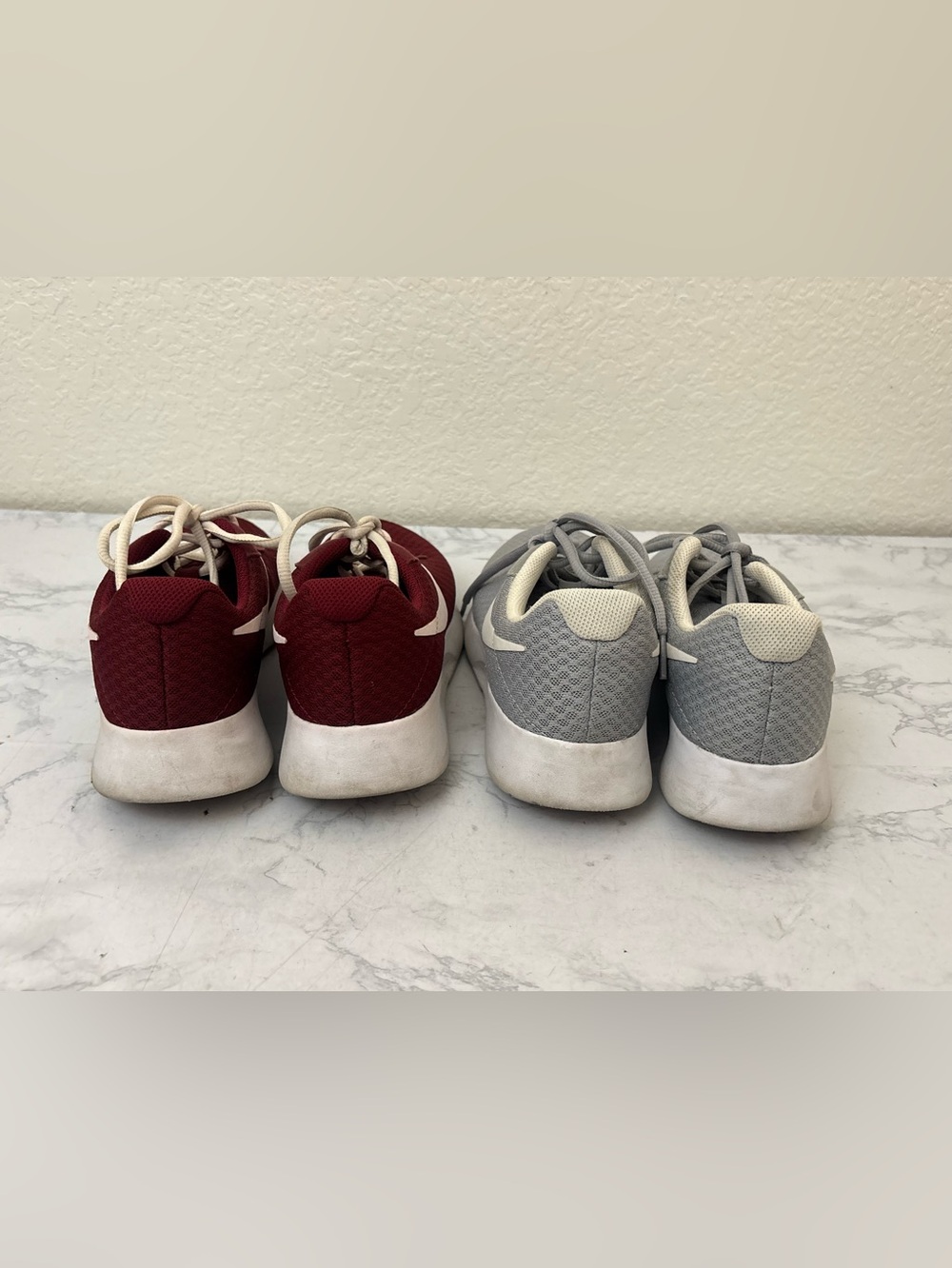Nike Womens Tanjun Red Burgundy Gray White Running Shoes Sz 6.5 Lot Of 2 - Picture 4 of 9
